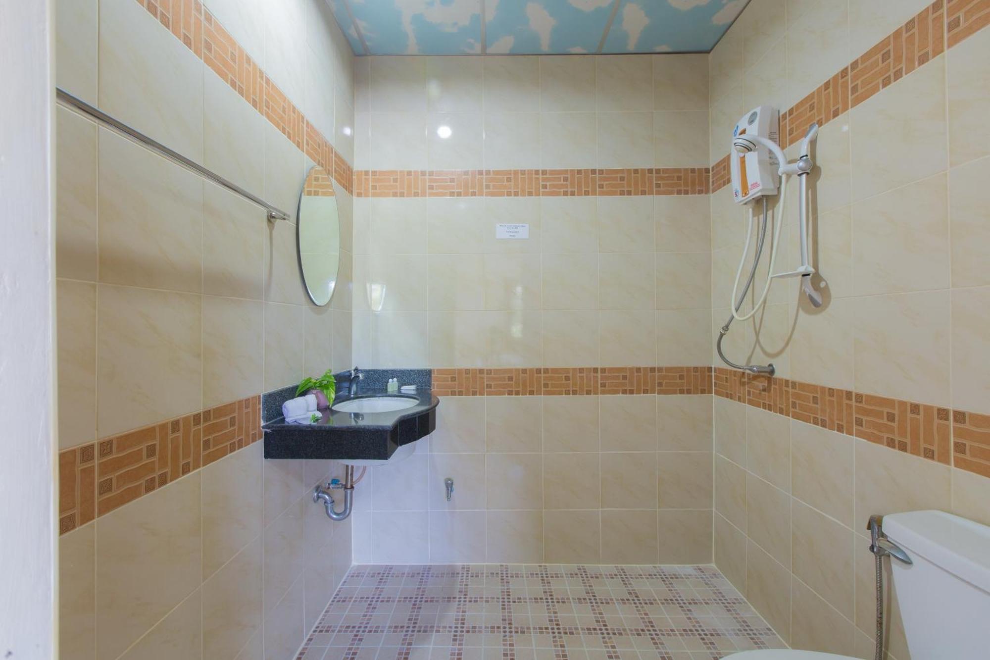 Patong Rai Rom Yen Resort Sha Rum bild