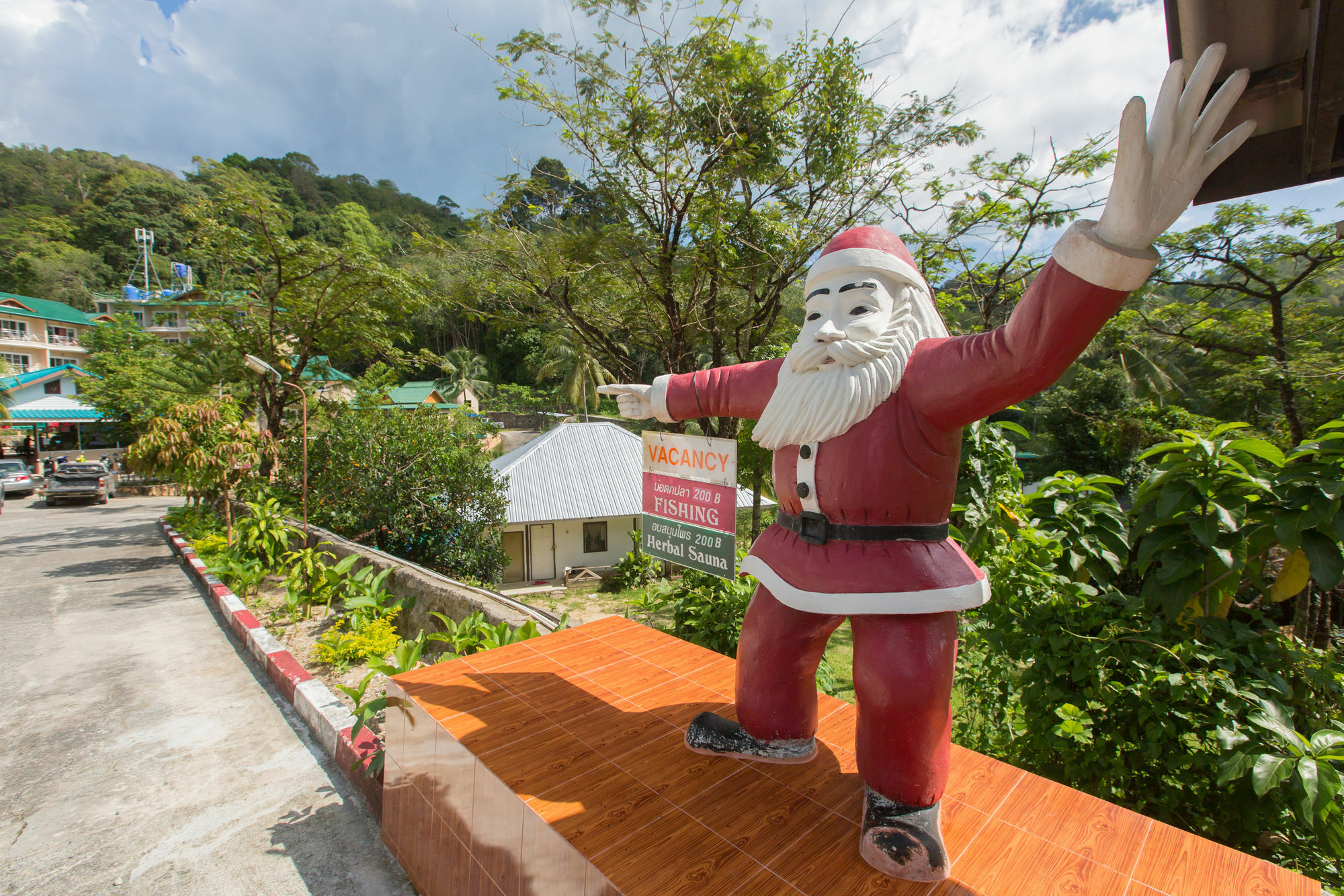 Patong Rai Rom Yen Resort Sha Exteriör bild