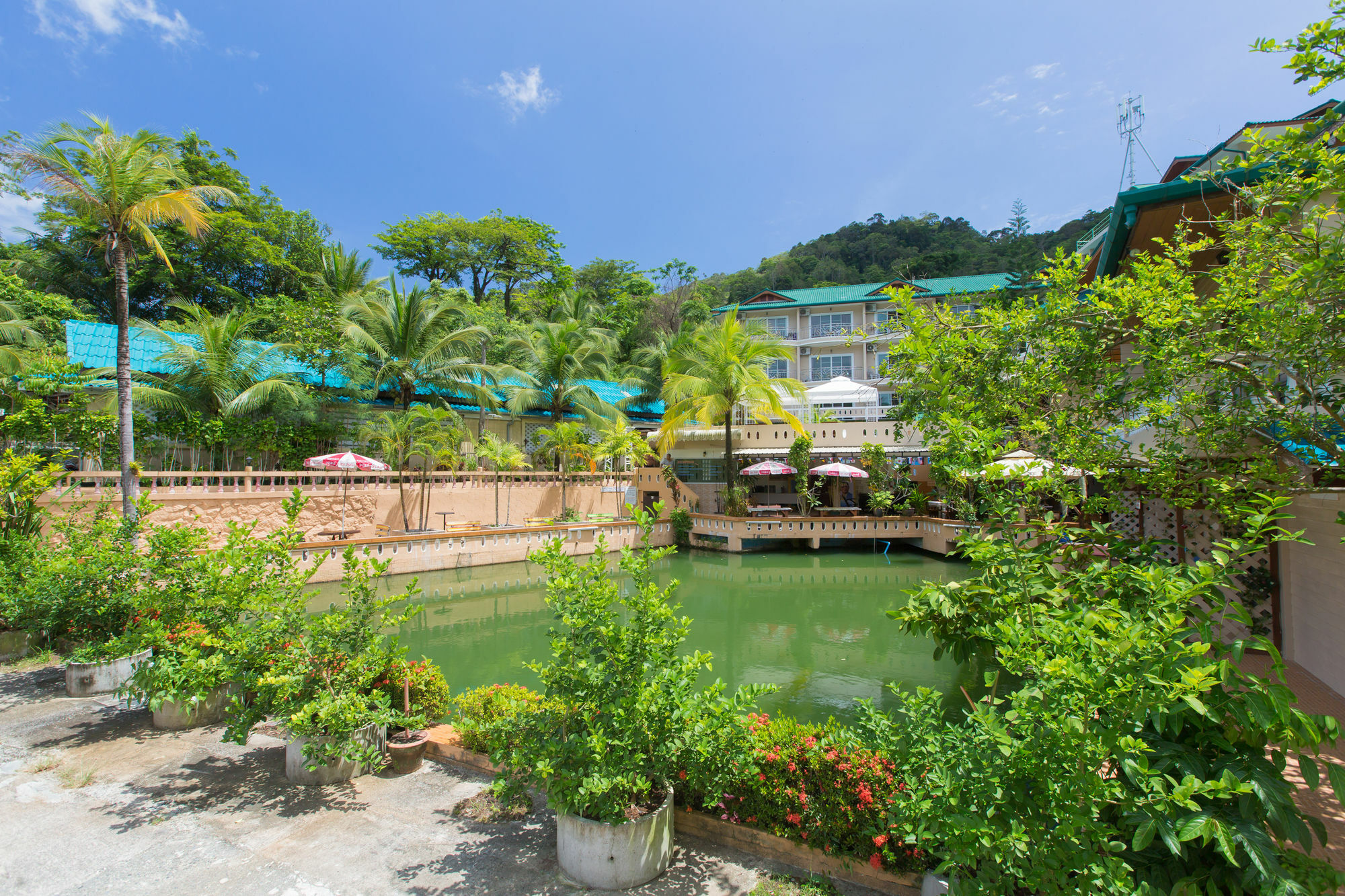 Patong Rai Rom Yen Resort Sha Exteriör bild