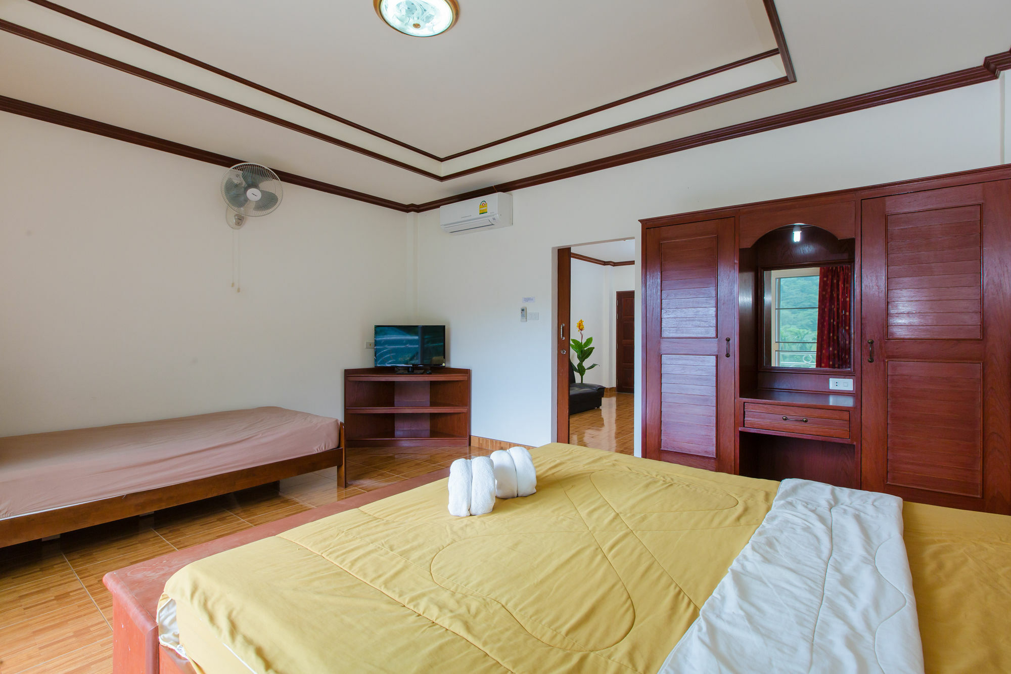 Patong Rai Rom Yen Resort Sha Exteriör bild
